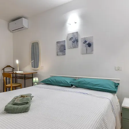 Sole D'oro House With Panoramic Sea Parking *